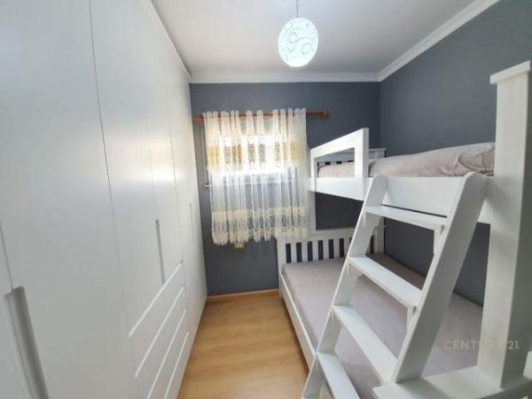 Tirane, jepet me qera apartament 2+1+BLK Kati 9, 70 m² 550 Euro (Zogu i Zi, Qatar Center)