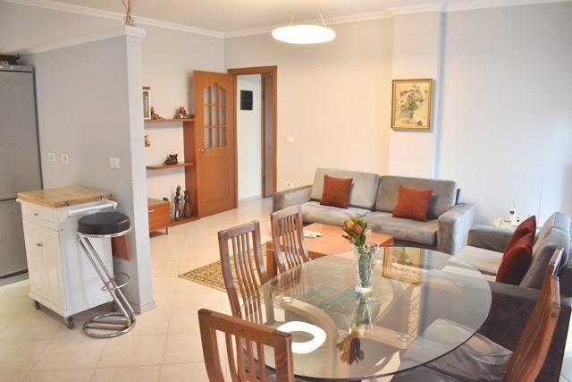 Tirane, jepet me qera apartament 2+1+BLK Kati 6, 135 m² 750 Euro (Qender)