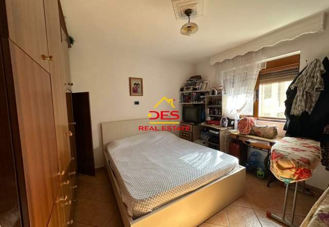 Vlore, shitet apartament Kati 3, 42.000 Euro (Kali i Trojes)