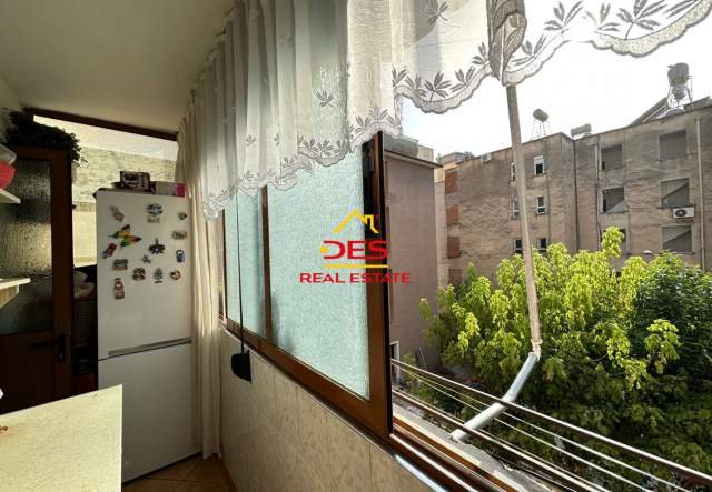 Vlore, shitet apartament Kati 3, 42.000 Euro (Kali i Trojes)