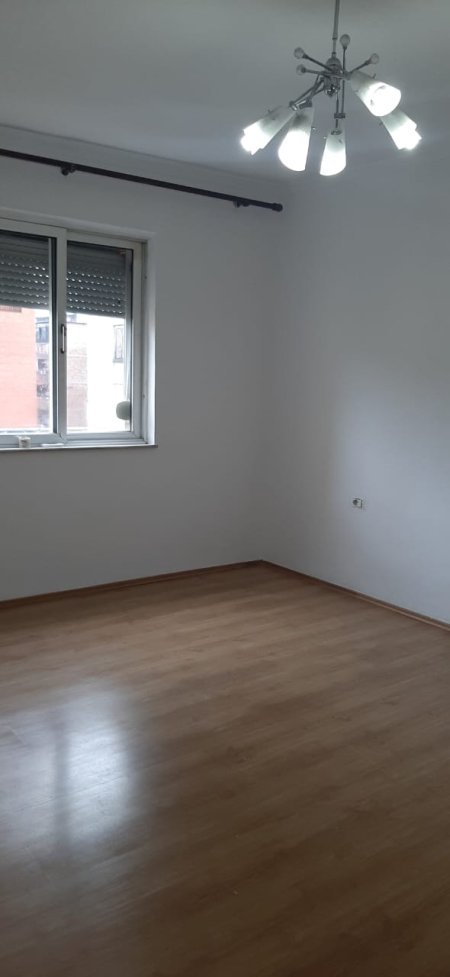Tirane, shitet apartament 2+1 Kati 5, 75 m² 115.000 Euro (Myslym Shyri)
