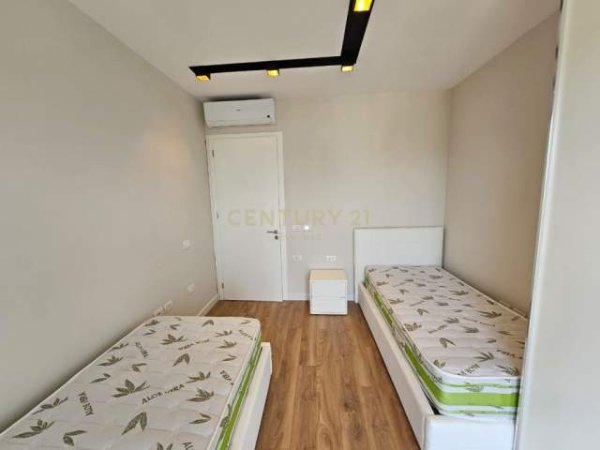 Tirane, jepet me qera apartament 2+1 Kati 2, 108 m² 1.200 Euro (Kopeshti Botanik)