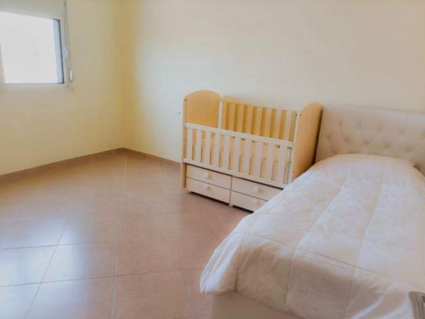 Tirane, jepet me qera apartament Kati 5, 71 m² 400 Euro (Prane Restorant Durrsit Tirana, Albania)