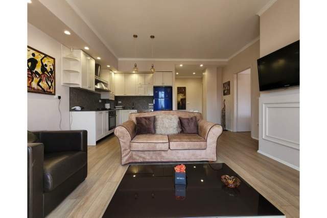 Tirane, jepet me qera apartament Kati 9, 90 m² 850 Euro (Myslym Shyri,  Tiranë,  Shqipëri)