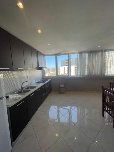Tirane, shitet apartament 2+1+Aneks+Ballkon Kati 4, 99 m² 175.000 € (Rruga e Kavajës)