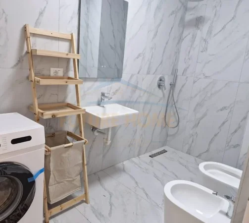 Qera, Apartament 1+1, Ali Demi, Tiranë.