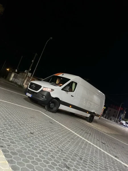 Tirane, - Transport mallrash mobiljesh zyrash  AAA Marjusi