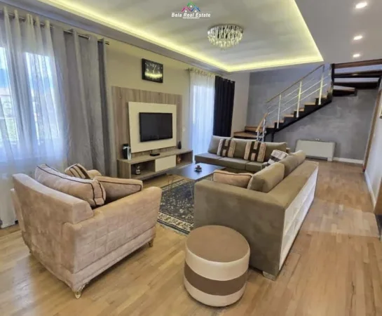 Tirane, jepet me qera Vile 3+1 , 240 m² 1.000 € (Rruga jordan Misja)