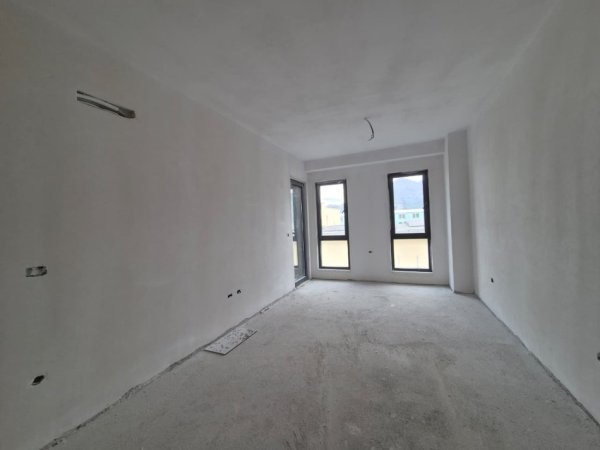 Tirane, shes apartament 2+1+Aneks+Ballkon Kati 3, 102 m² 256.000 € (KOMPLEKSI NOVUS STACIONI TRENIT)