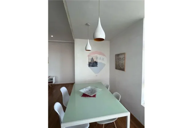 Tirane, jepet me qera apartament 1+1 , 110 m² 550 € (Astir)