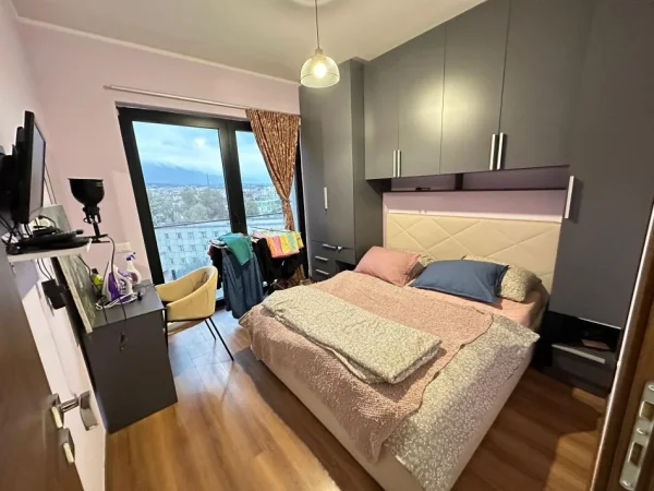 Tirane, jepet me qera apartament 1+1 Kati 6, 550 € 