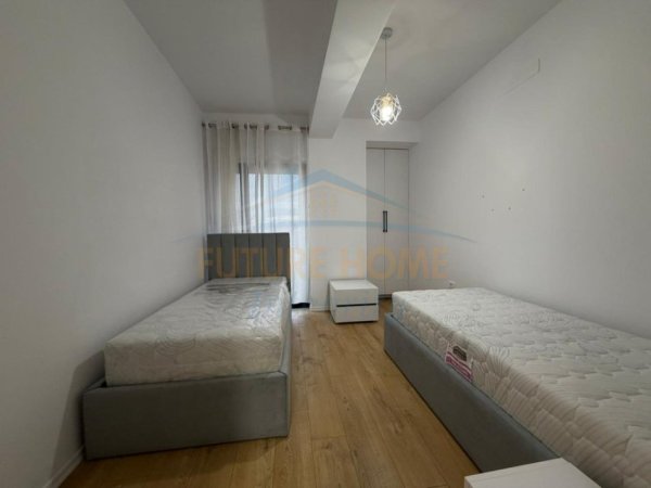 Tirane, jepet me qera apartament 2+1+Ballkon Kati 1, 94 m² 600 € (Rezidenca Kodra e Diellit 2)
