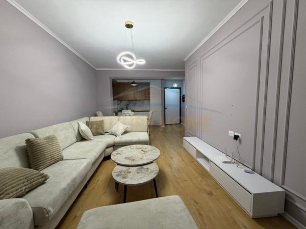 Tirane, jepet me qera apartament 2+1+Ballkon Kati 1, 94 m² 600 € (Rezidenca Kodra e Diellit 2)