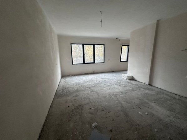 Tirane, shitet apartament 2+1 Kati 4, 130 m² 