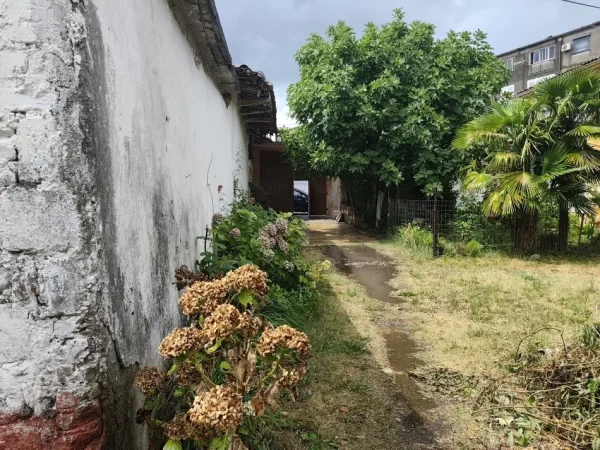 Shkoder, shitet shtepi 5+1+Ballkon , 160 m² 120.001 € 