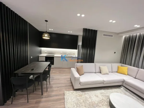 Tirane, jap me qera apartament 2+1+Ballkon Kati 7, 84 m² 700 € (Ish Fusha e Aviacionit)