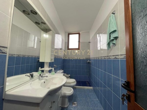 Tirane, jepet me qera Vile 2 Katshe Kati 2, 1.000 € (Sauk)