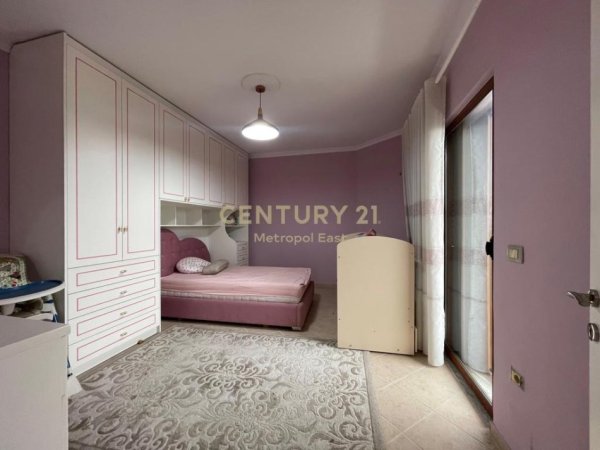 Tirane, jepet me qera Vile 2 Katshe Kati 2, 1.000 € (Sauk)