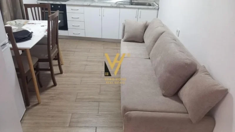 Tirane, jepet me qera apartament 1+1+Ballkon Kati 0, 70 m² 550 € (RRUGA BARDHOK BIBA)