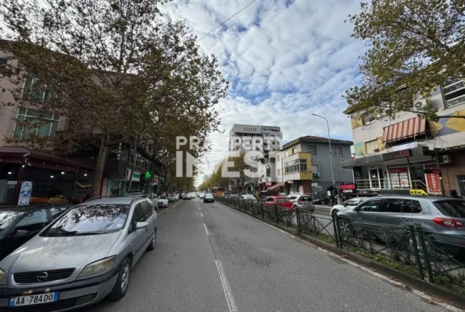 Tirane, shitet ambjent biznesi Kati 0, 272 m² 450.000 € (Rruga e Dibres)