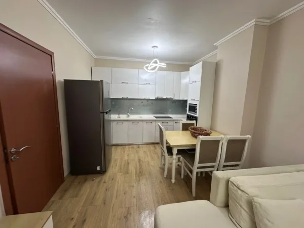 Tirane, jepet me qera 1+1 Kati 2, 65 m² 400 € (Pranë rrethit të Yzberishtit)