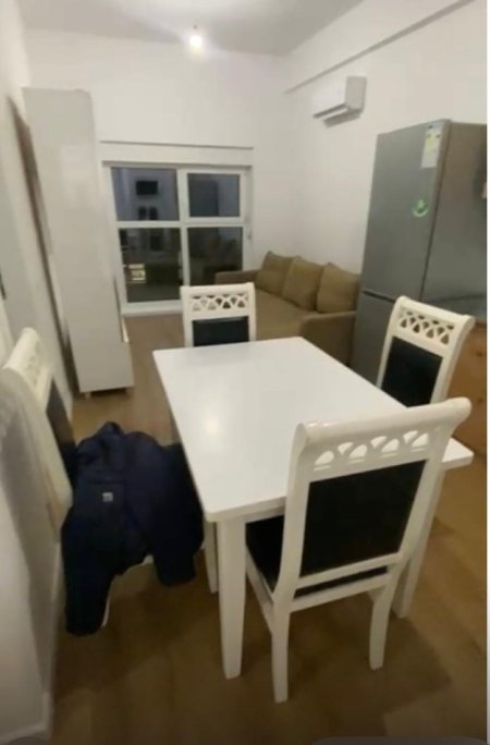Tirane, jepen me qera 2 apartamente te reja! Jane ne te njejtin kat me nga 1+1+Ballkon per secilen,  Kati 4, (450 € - per secilin apartament)