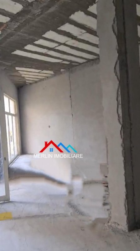 Tirane, shitet ambjent biznesi Kati 0, 120 m² 240.000 € (LIQENI I THATE)