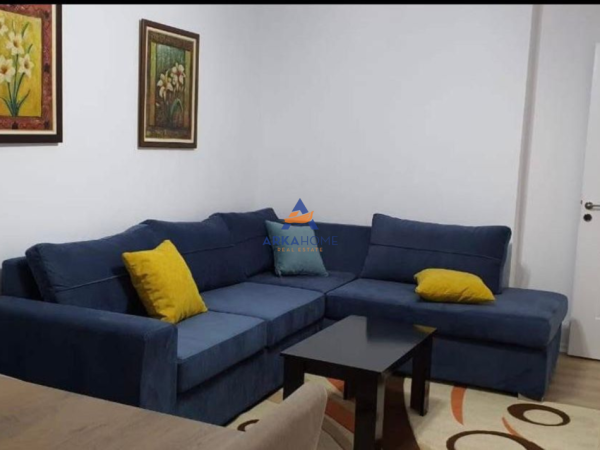 Tirane, jap me qera apartament 2+1 Kati 4, 74 m² 550 € 