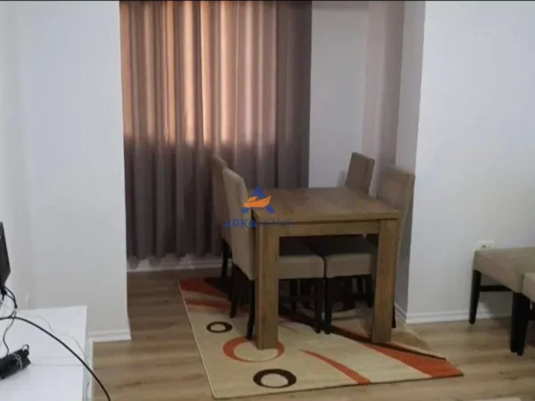 Tirane, jap me qera apartament 2+1 Kati 4, 74 m² 550 € 