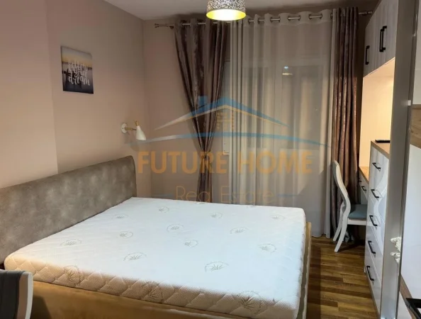 Qira, Apartament 2+1, Stacioni i Trenit