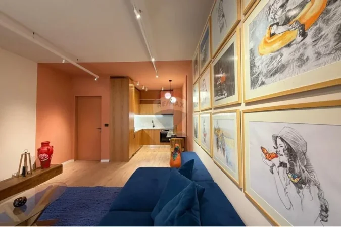 Tirane, jepet me qera apartament 1+1 , 75 m² 800 € (Ish Ekspozita, Tiranë)