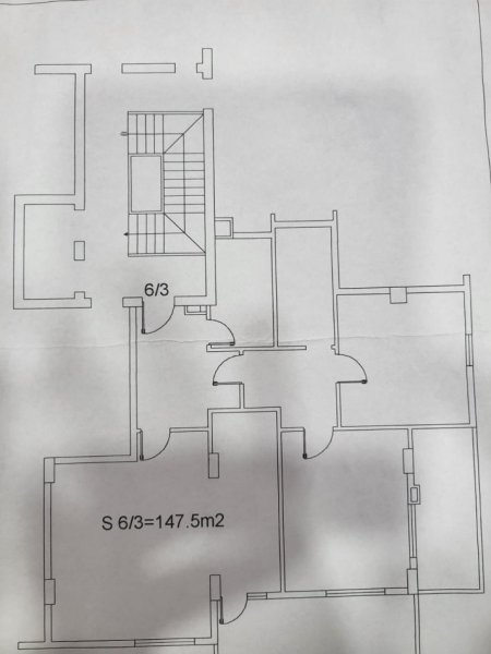 Tirane, shitet apartament 2+1 Kati 5, 300.000 € 