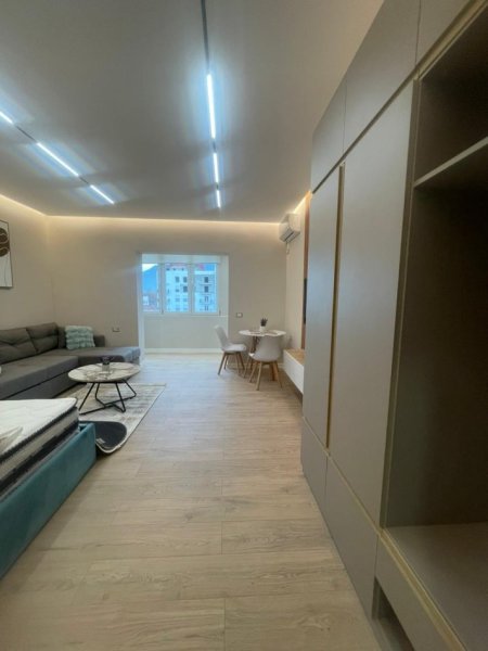 Tirane, shitet garsonier Kati 5, 34 m² 108.000 € (GARSONIERE)