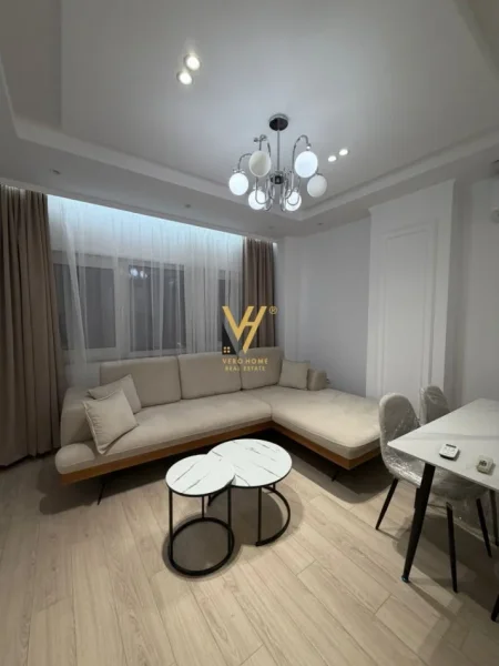 Tirane, jepet me qera apartament 2+1+Ballkon Kati 3, 100 m² 1.000 € (MYSLYM SHYRI)