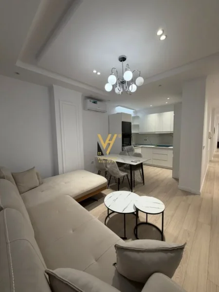 Tirane, jepet me qera apartament 2+1+Ballkon Kati 3, 100 m² 1.000 € (MYSLYM SHYRI)