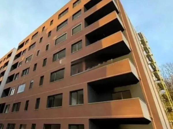 Tirane, shitet apartament 3+1 Kati 1, 131 m² 157.300 € (rruga e elbasanit)