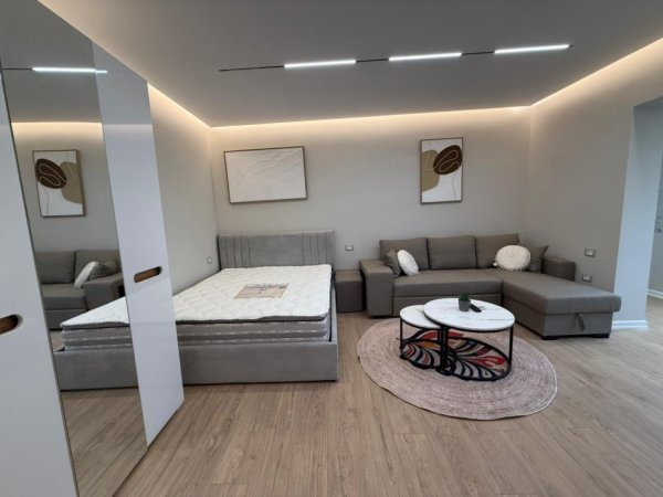 Tirane, shes apartament 2+1 Kati 4, 90 m² 245.000 € (Rruga e Barrikadave)