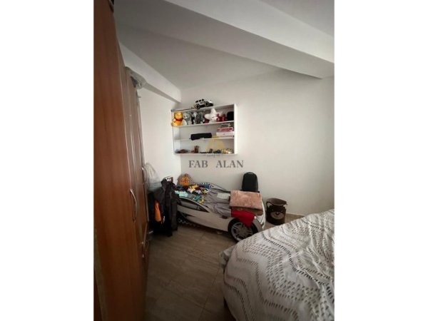 Tirane, shitet apartament 1+1 Kati 2, 77 m² 92.160 € (fabrika e miellit)