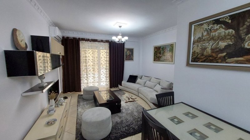 Tirane, jepet me qera apartament 2+1 Kati 2, 100 m² 720 € (Kompleksi Gener 2, Rruga Jordan Misja, Tirane.)