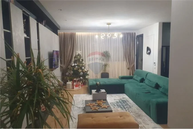 Tirane, shitet apartament 2+1 Kati 10, 138 m² 285.000 € (QSUT, Tiranë)