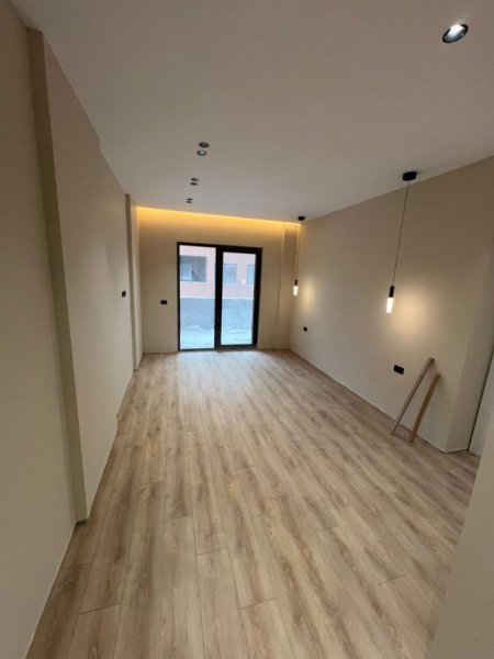 📍Tirane, shitet apartament 2+1+2 📍 228.000 € (PALLATI I BRIGADAVE)