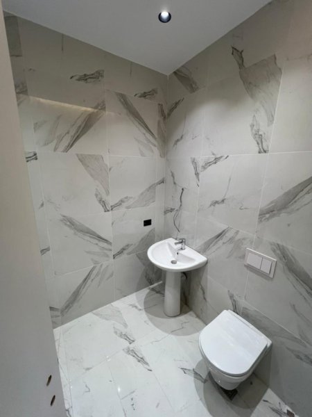 📍Tirane, shitet apartament 2+1+2 📍 228.000 € (PALLATI I BRIGADAVE)