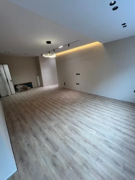 📍Tirane, shitet apartament 2+1+2 📍 228.000 € (PALLATI I BRIGADAVE)