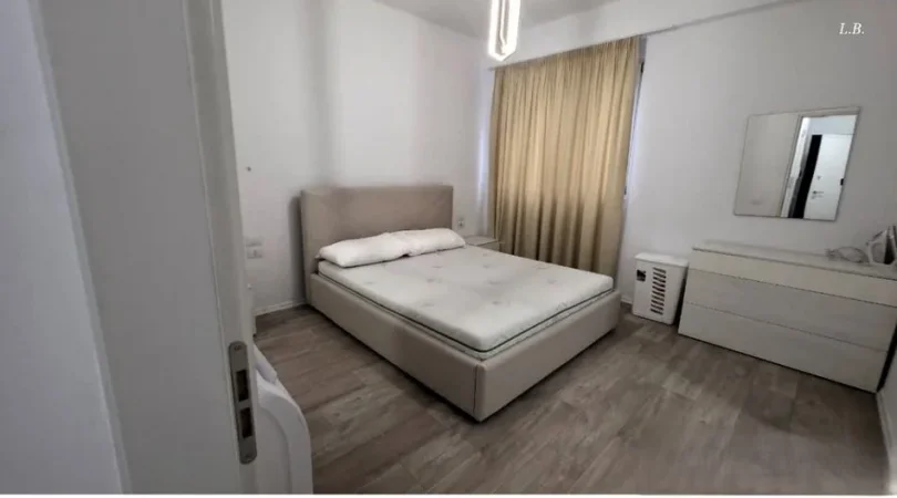 Tirane, jepet me qera apartament 2+1 Kati 2, 85 m² 800 € (liqeni i thate)