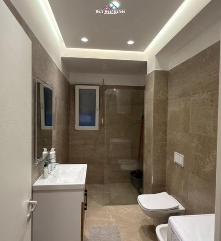 Tirane, shitet apartament 1+1+Ballkon Kati 2, 64 m² 140.000 € (Rezidenca Klensi)