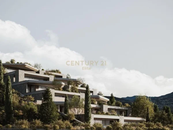 Vlore, shitet apartament 3+1+Ballkon Kati 1, 244 m² 1.172.437 € (Palase)