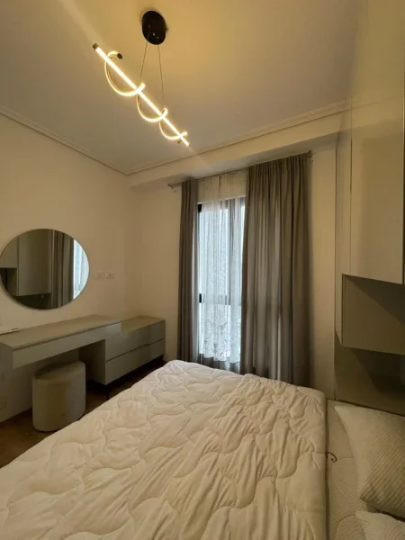 Tirane, shitet apartament 1+1 , 69 m² 16.000.009 Lek (Rruga e Dibrës, tek Farmacia 10)