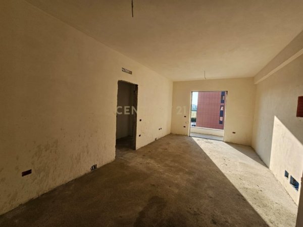 Shqiperi, shitet apartament 2+1 Kati 5, 83 m² 140.000 € (Astir)