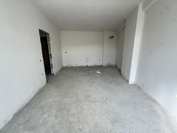 Tirane, shitet apartament 1+1+Ballkon Kati 4, 68 m² 99.000 € (Kompleksi Sino Llane)   UNA60850