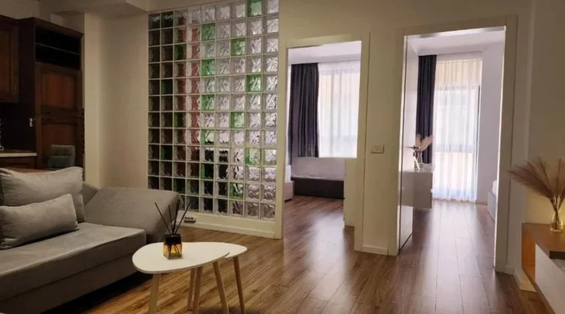 Tirane, jepet me qera apartament 2+1 Kati 2, 80 m² 800 € (rruga e kavajes)